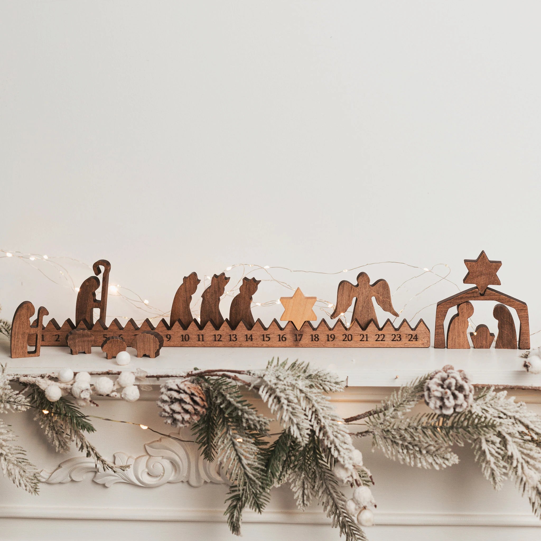 Wooden Advent Calendar with Moving Star – Reusable Nativity Scene Christmas Countdown Eco-Friendly Christmas Products Busypuzzle