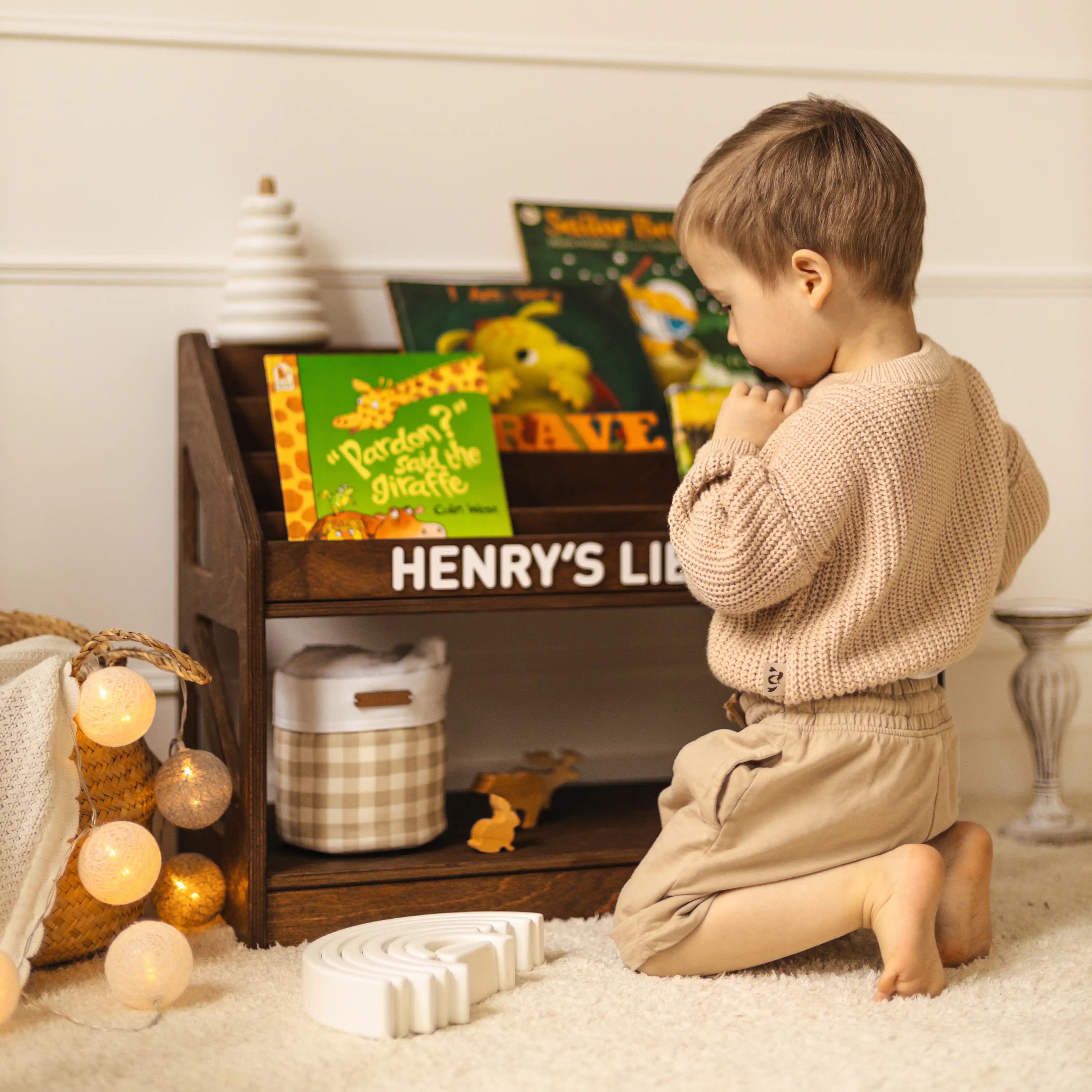 Dark Wood Montessori Bookshelf – Personalized Nursery Book Display Nursery Furniture Busypuzzle